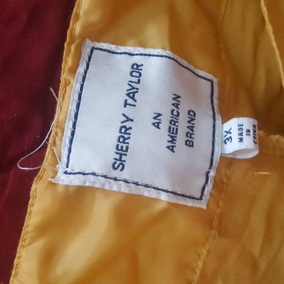 Capris - Picture 2 of 2